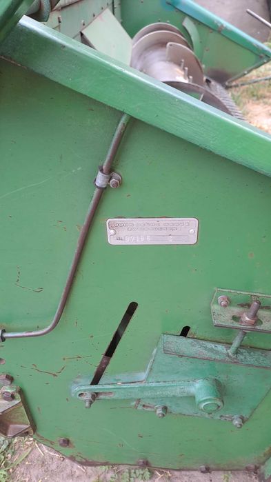 Продам комбайн John Deere 950.