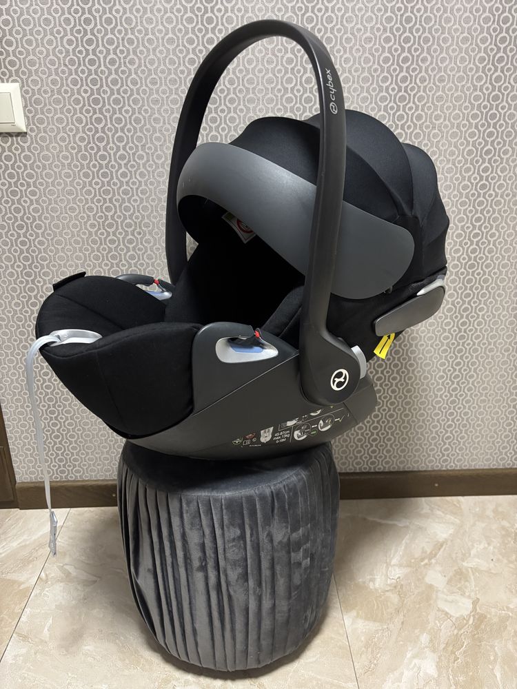 Автокрісло Cybex Cloud Z+ Deep Black