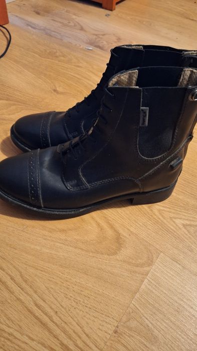 Kurtka do jazdy konnej , buty