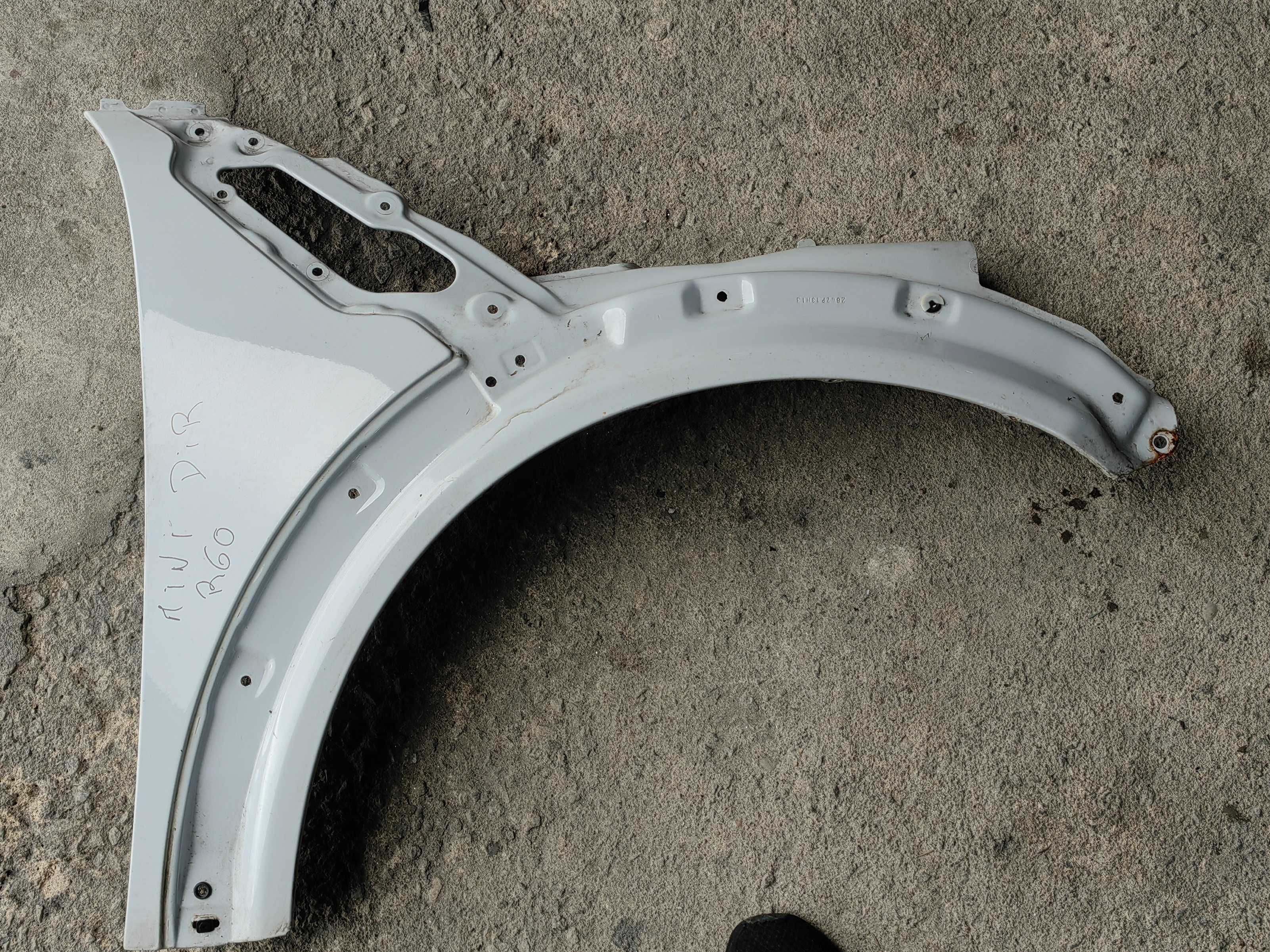 Guarda lamas direito Mini R60/61 Countryman