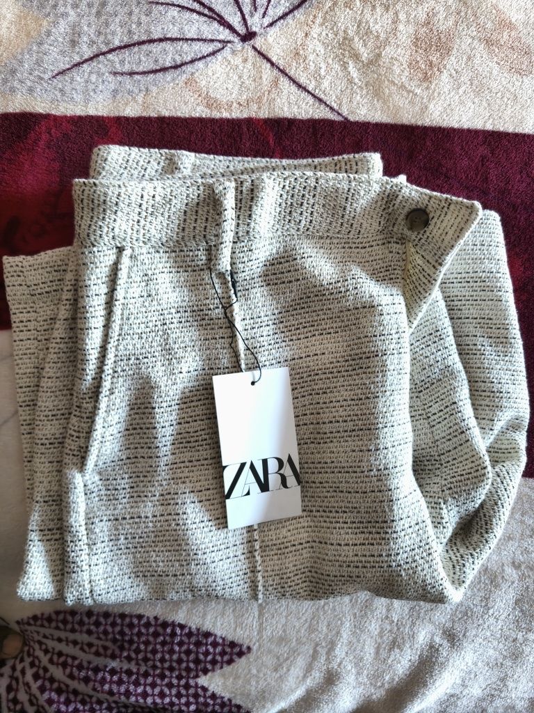 Calção novo e com etiqueta da Zara tamanho L