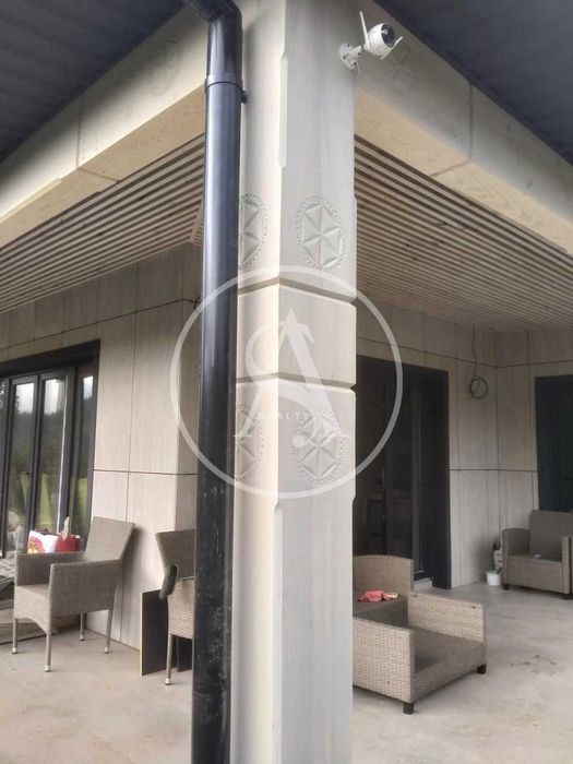 Сучасний будинок в котеджному містечку в Карпатах Славське (Славсько)