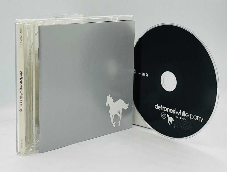 Deftones (фірмові компакт-диски)