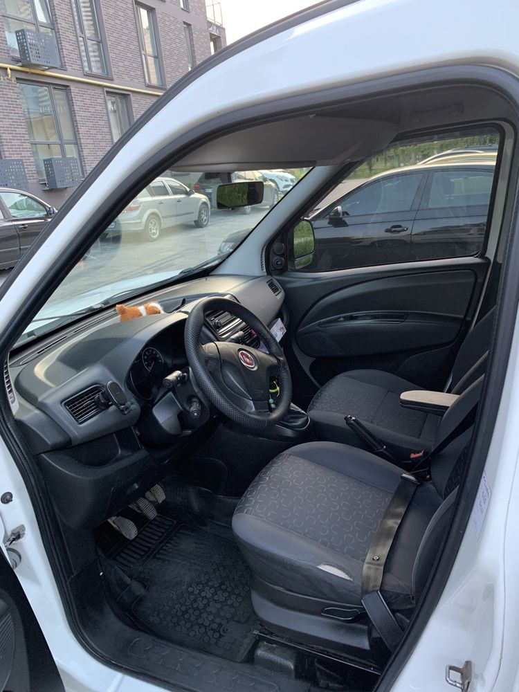 Fiat  Doblo 2.  2011р 1.6турбодизель