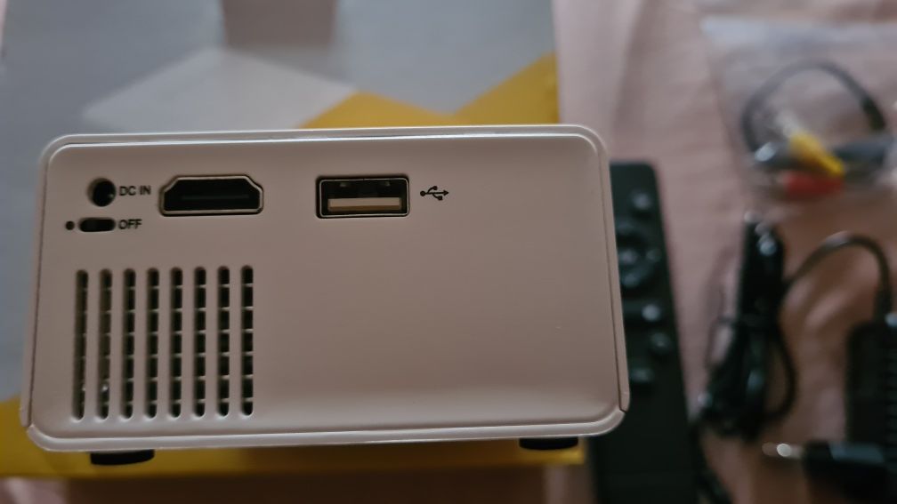 Projektor LED mini