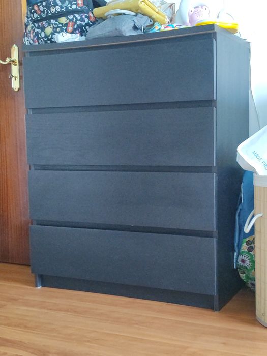 Malm 4 gavetas ikea