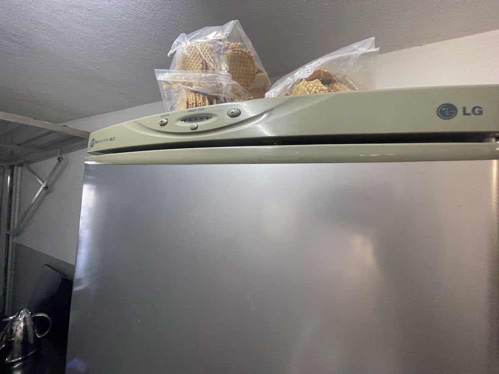Frigorifigo LG combinado cinza