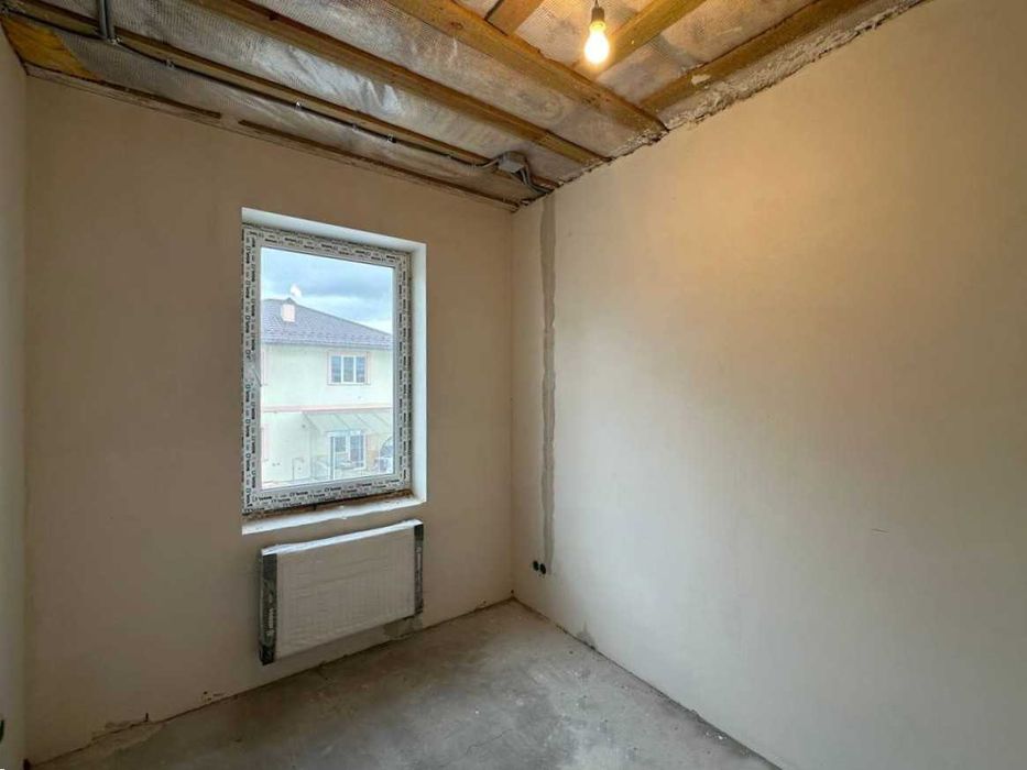 Продаж таунхаусу 103м2. 3 кімнати. Всі комунікації. с.Ворзель. ID:755