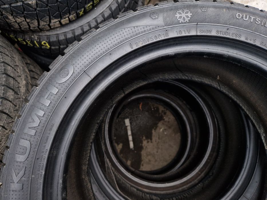 235/50R18 Kumho I Zen KW27 Зима склад шини резина покрышки