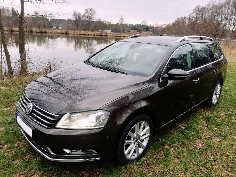 VW Passat B7 2.0 TDI Highline DSG Łopatki Xenon Full Led Panorama Dach