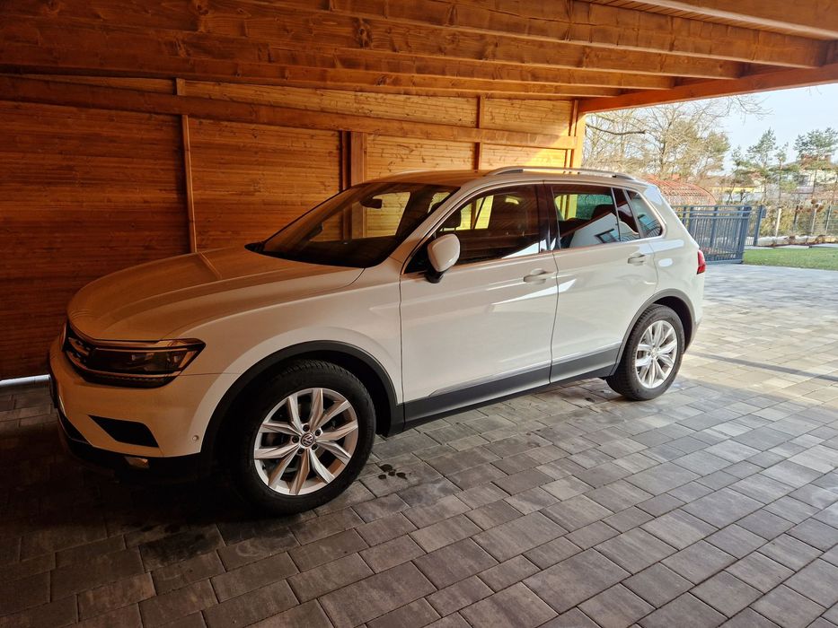 Volkswagen Tiguan Highline, jak NOWY, Salon PL, ASO, bezwypadkowy