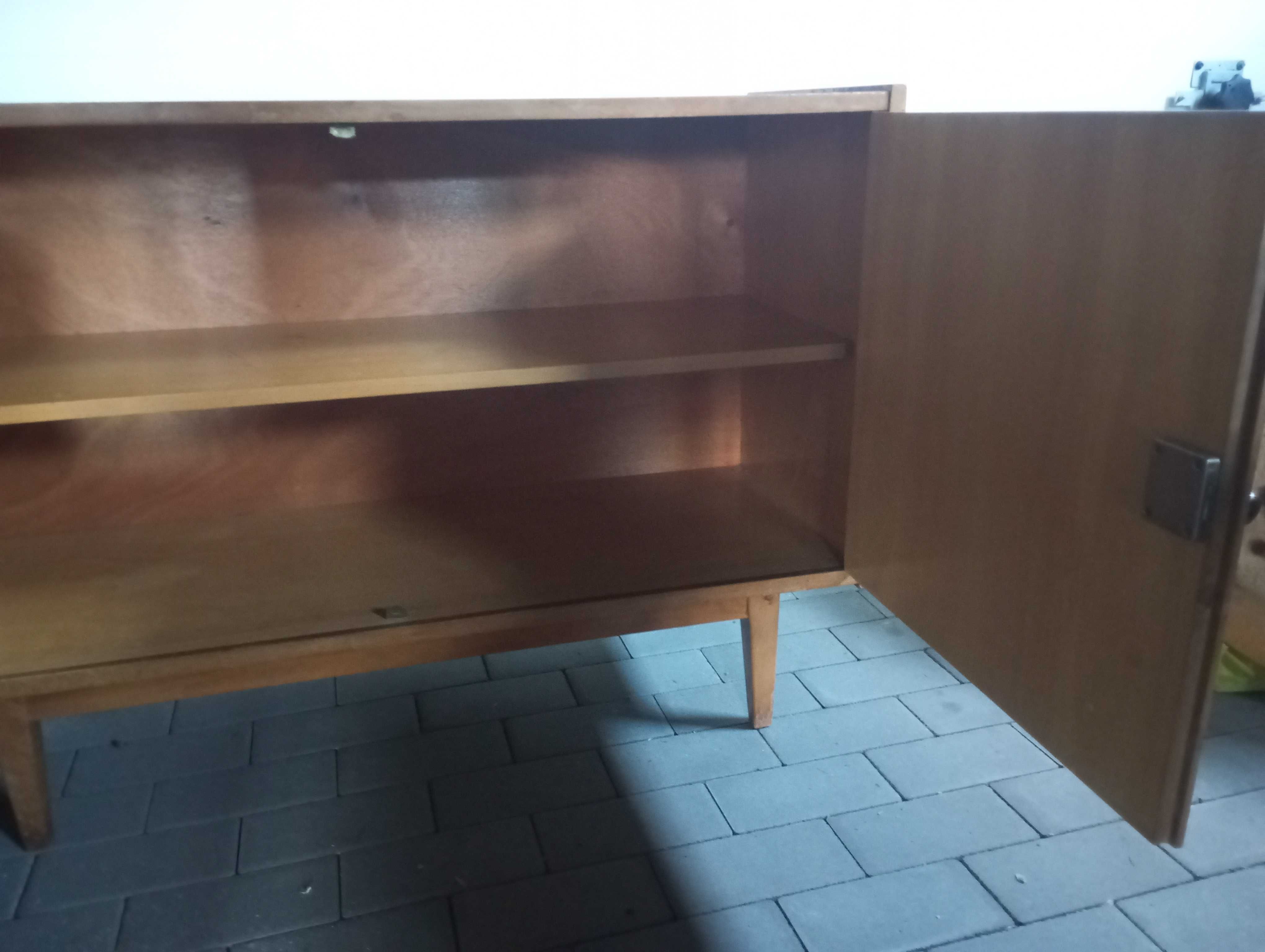 Szafka komoda Pomocnik PRL połysk