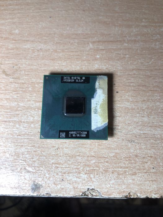 Продаю процессоры T4400 ,T4200 провереные