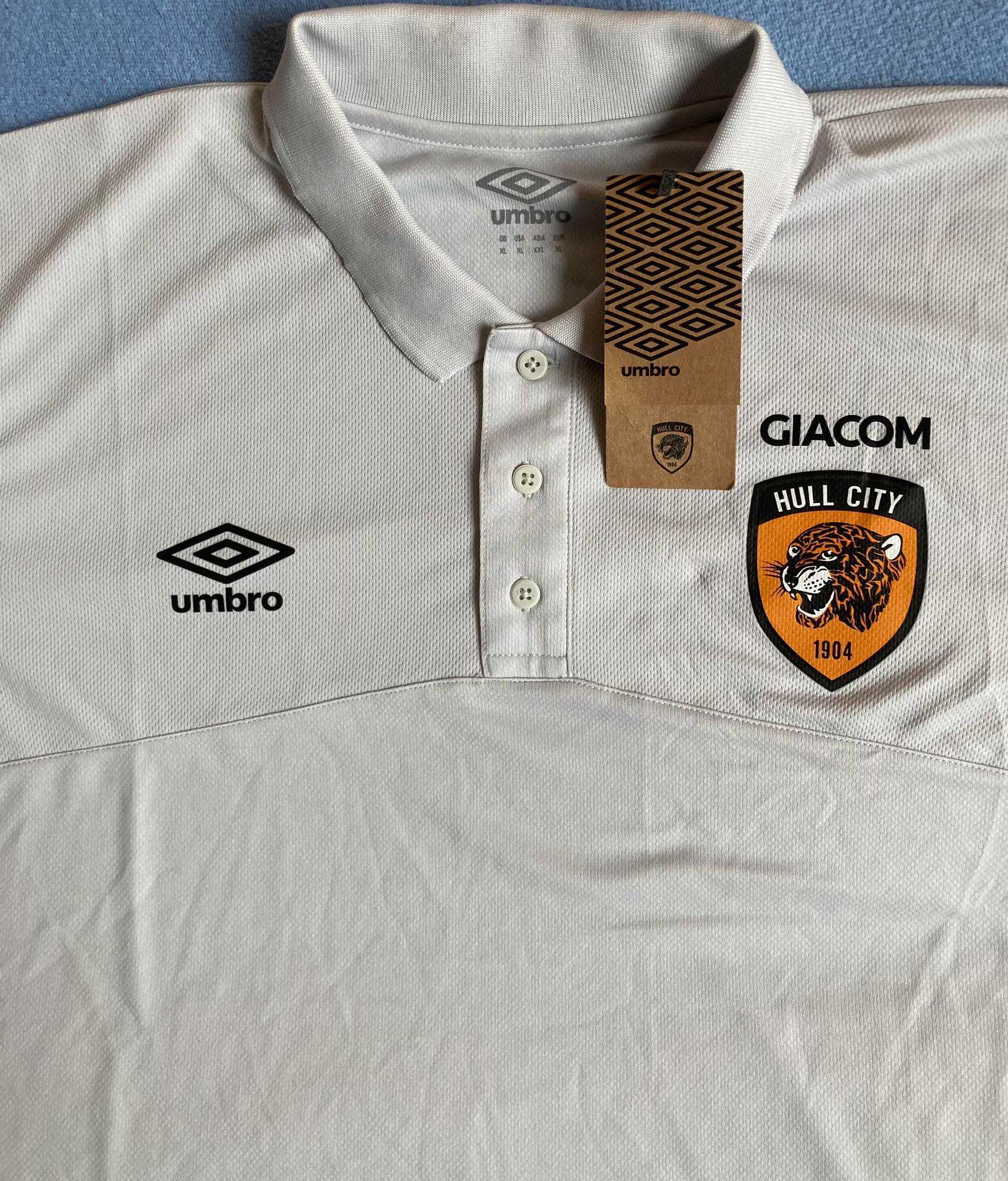 Polo Hull City Umbro Roz. XL