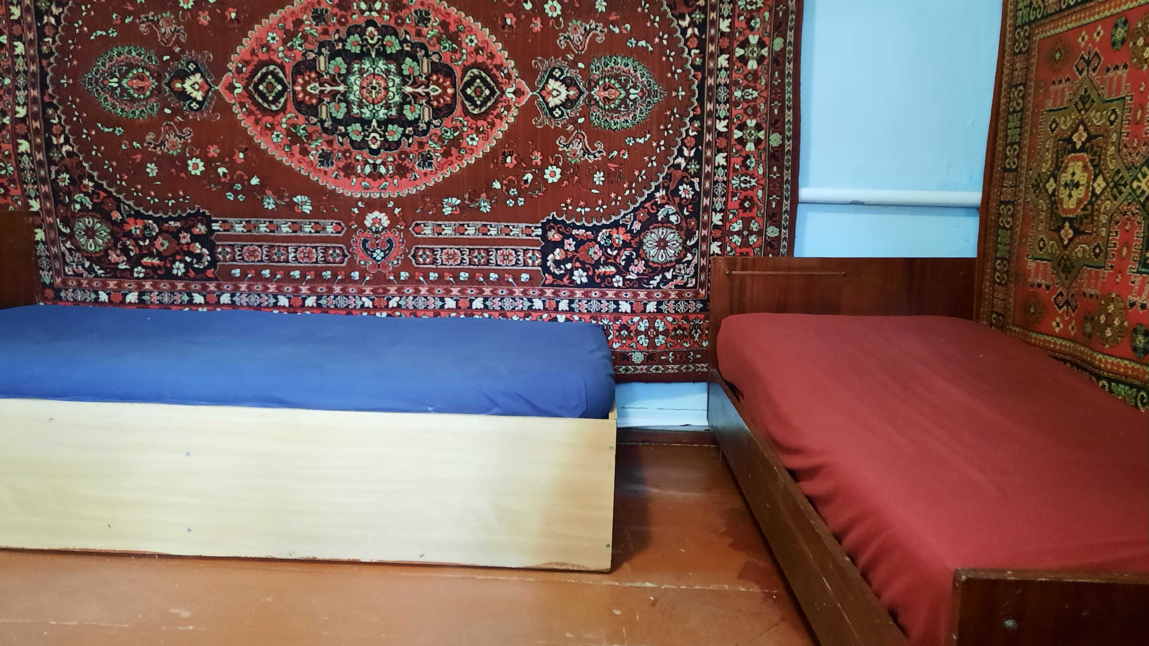 Здаються спальні місця у будинку для хлопців студентів