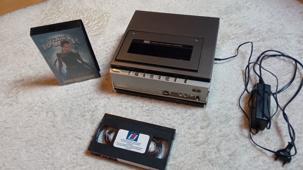 Hitachi VT-6500E VHS Recorder śliczny, sprawny lata 80'
