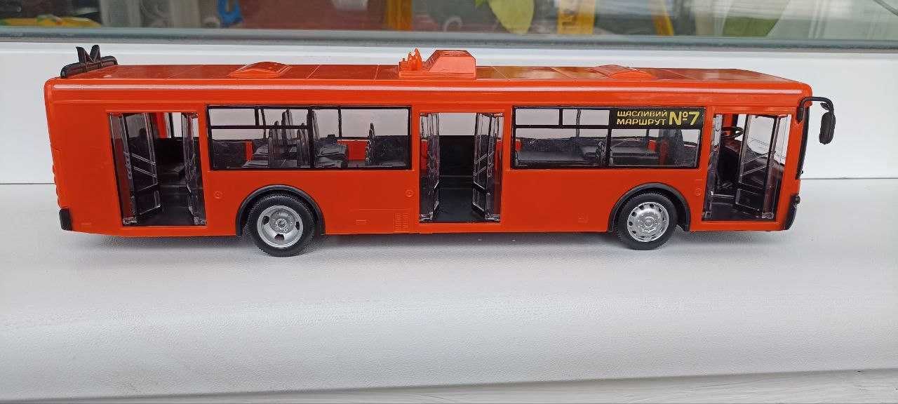 Автобус ЛИАЗ-5292 автоинформатор, звук двигателя, свет фар, двери раб