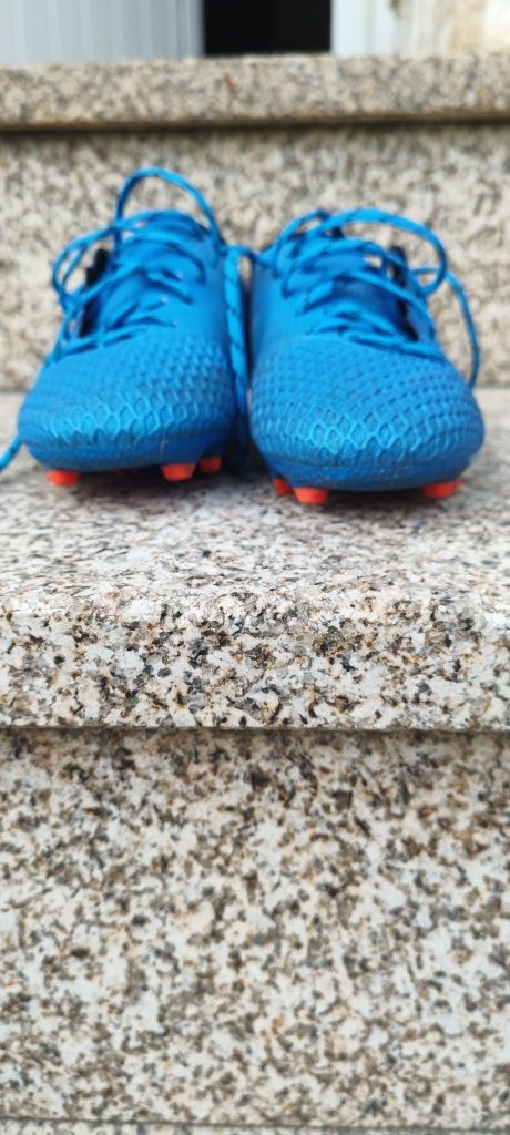 Chuteiras adidas messi