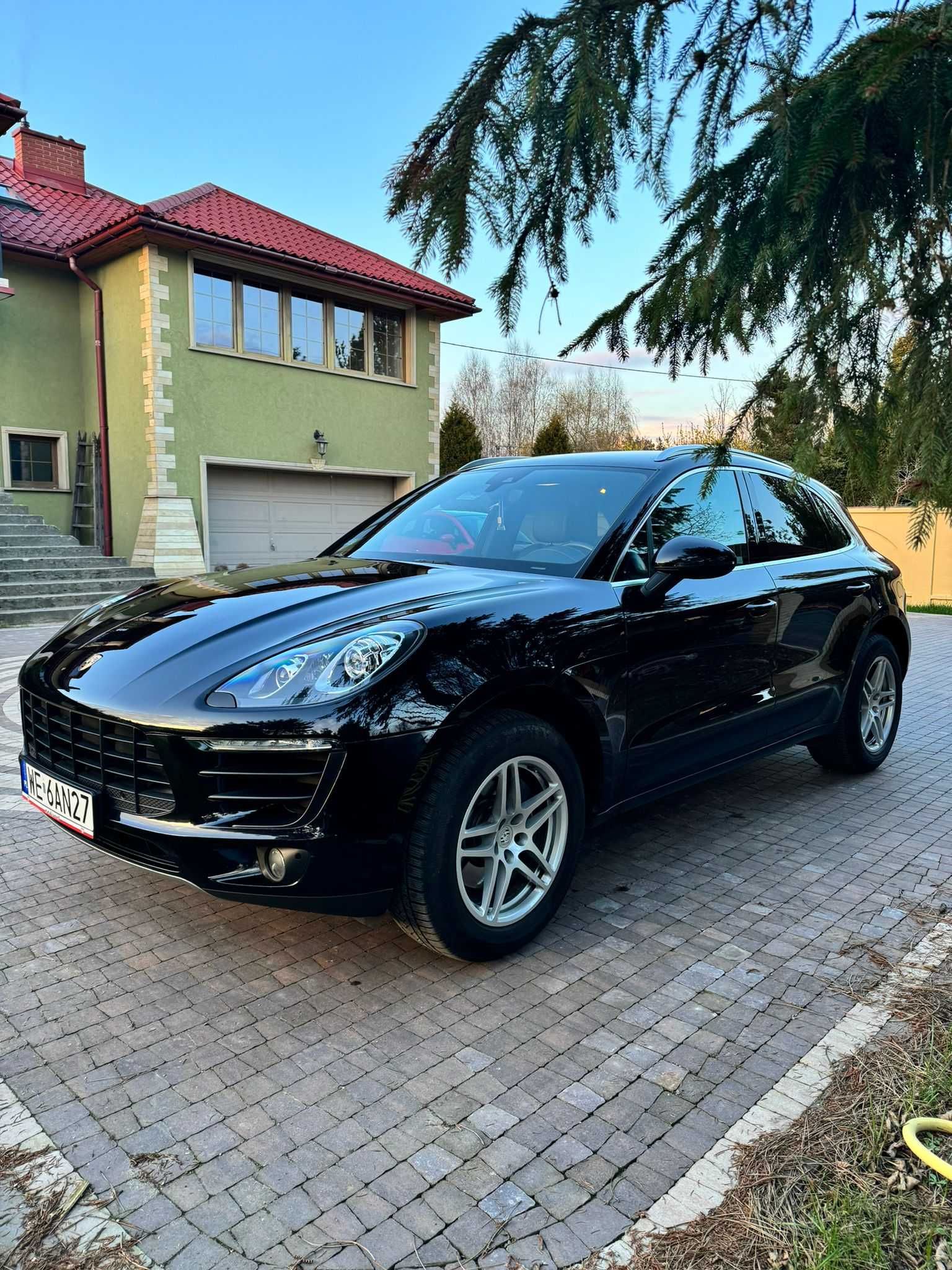 Porsche Macan Standard