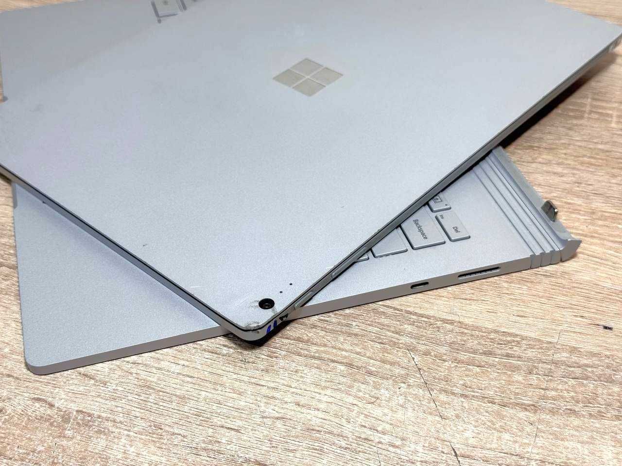 Microsoft Surface Book 2 13.5" 3000*2000 8Gb/256Gb Win 11 (сенсор)