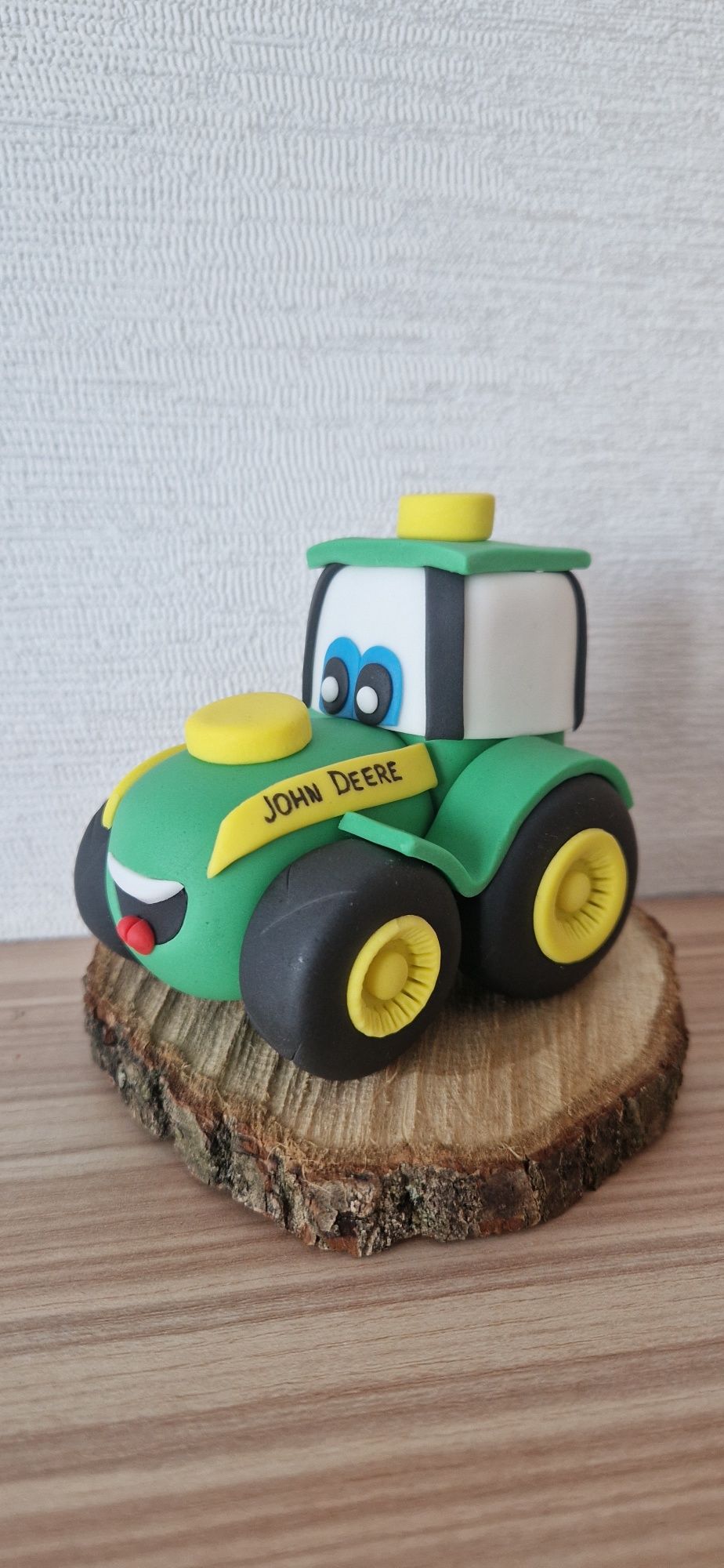 Traktor John Deere masa cukrowa figurka na tort