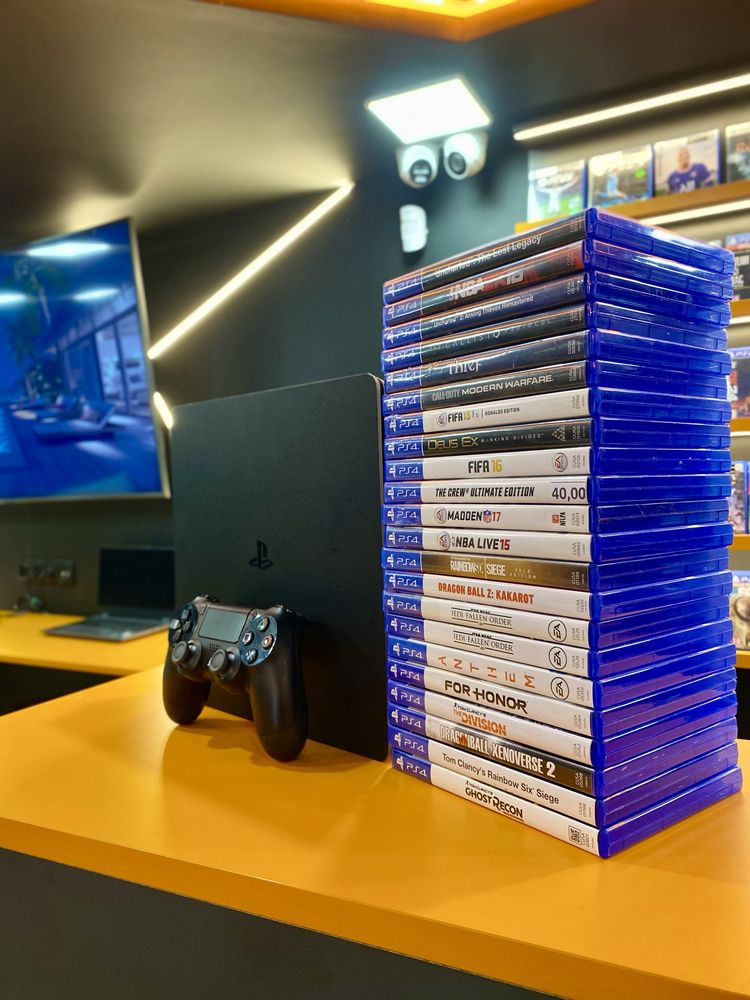 PlayStation 4 Slim + гра на вибір з гарантією 12 місяців від магазину!