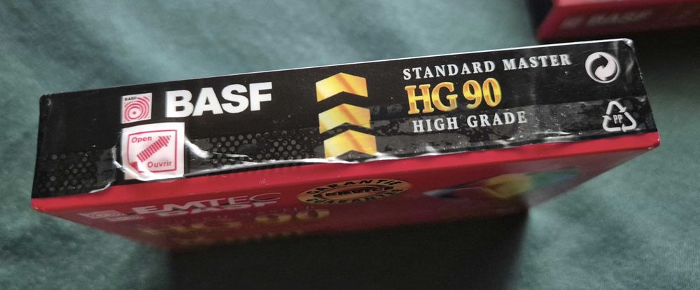 Taśma BASF 8mm HG90 nowa 2 sztuki