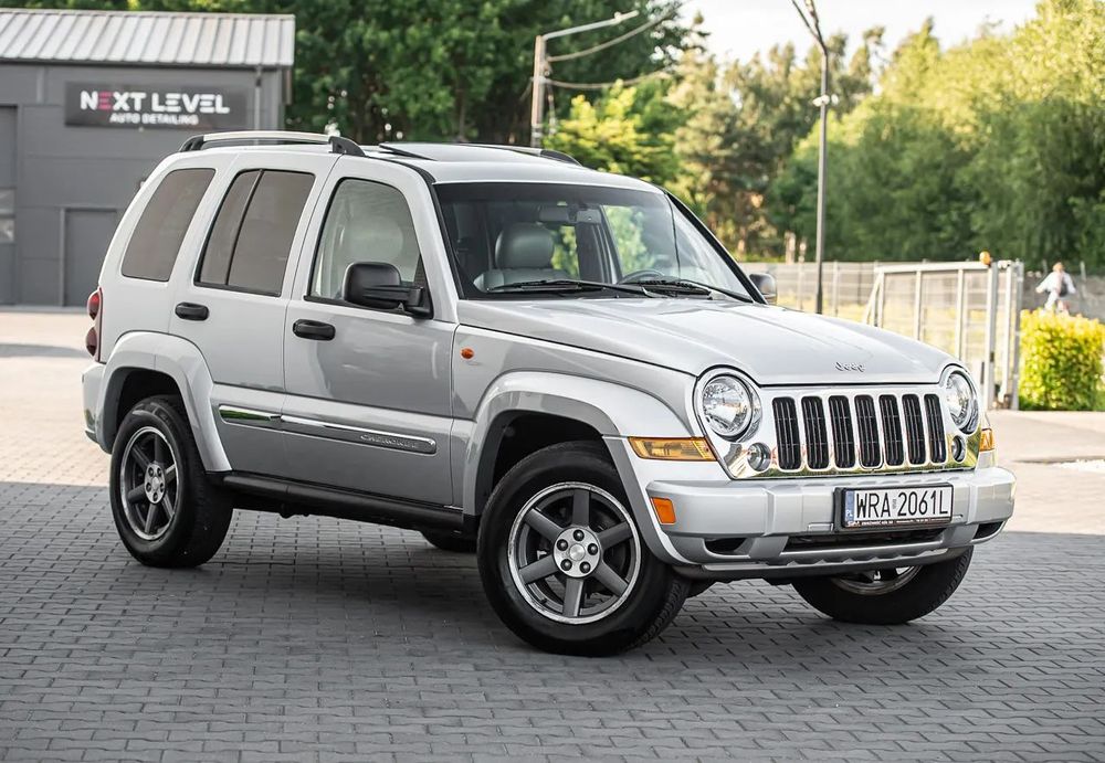 Jeep Cherokee 2.8CRD 163KM 4x4 Skóra Grzane Fotele Tempomat Zarejestrowany