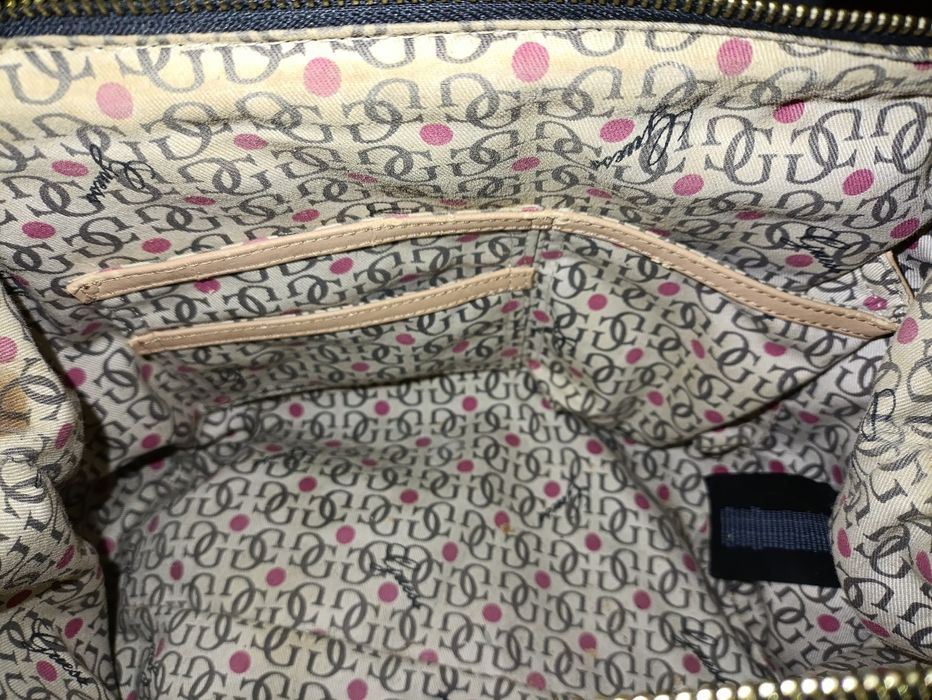 Guess сумка.   .