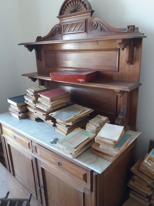 Vendo  de recheio de casa