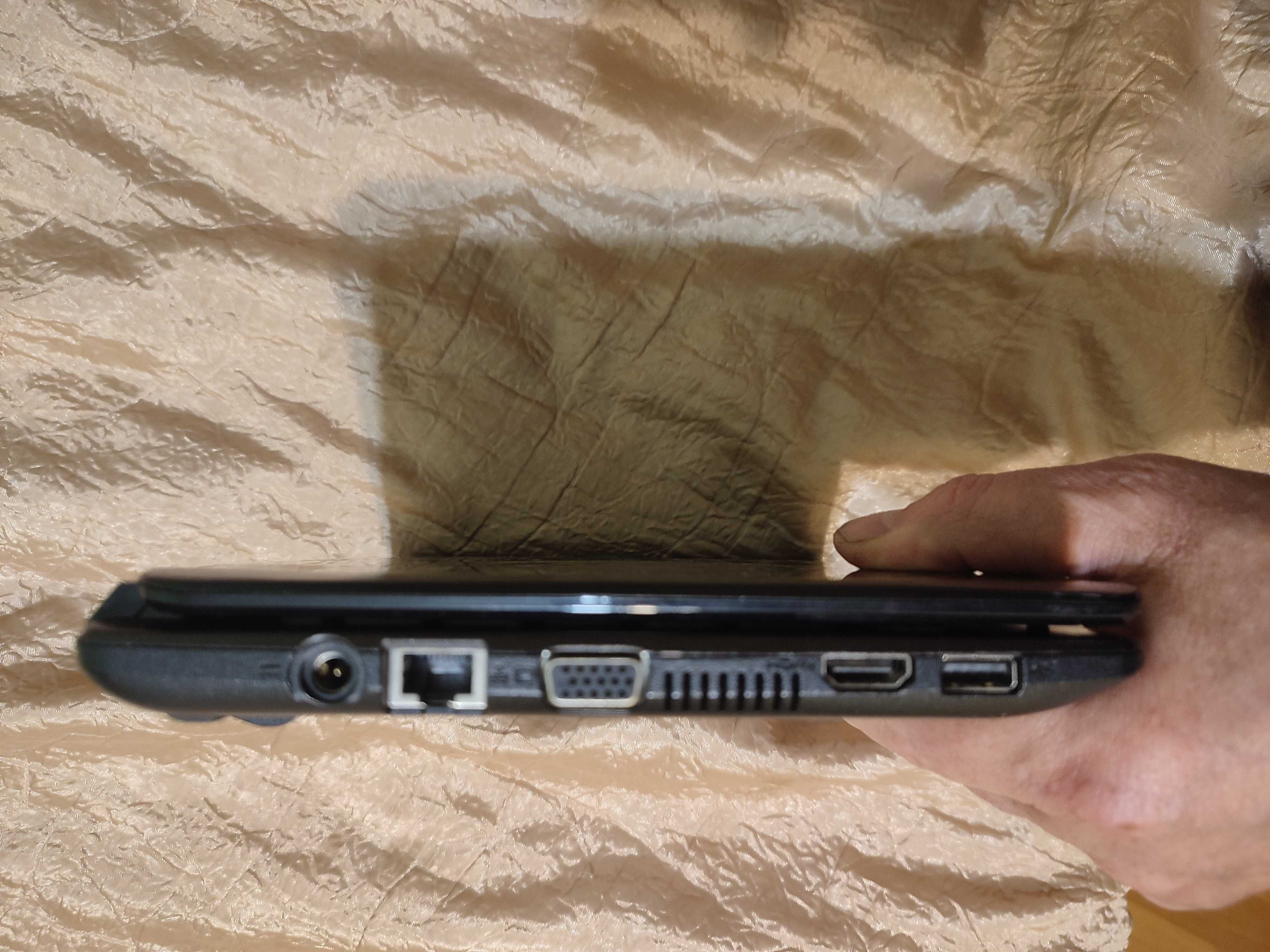 Acer Aspire One D270