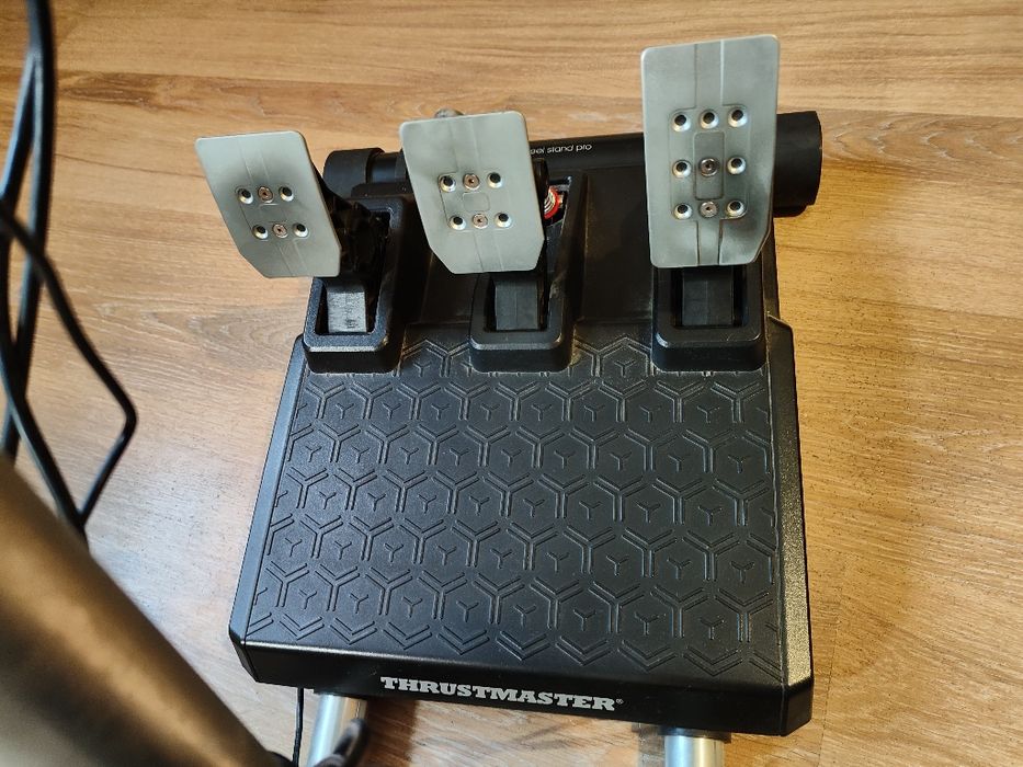 Kierownica Thrust master T248 PS4 / PS5 / PC + stojak Wheel Stand Pro