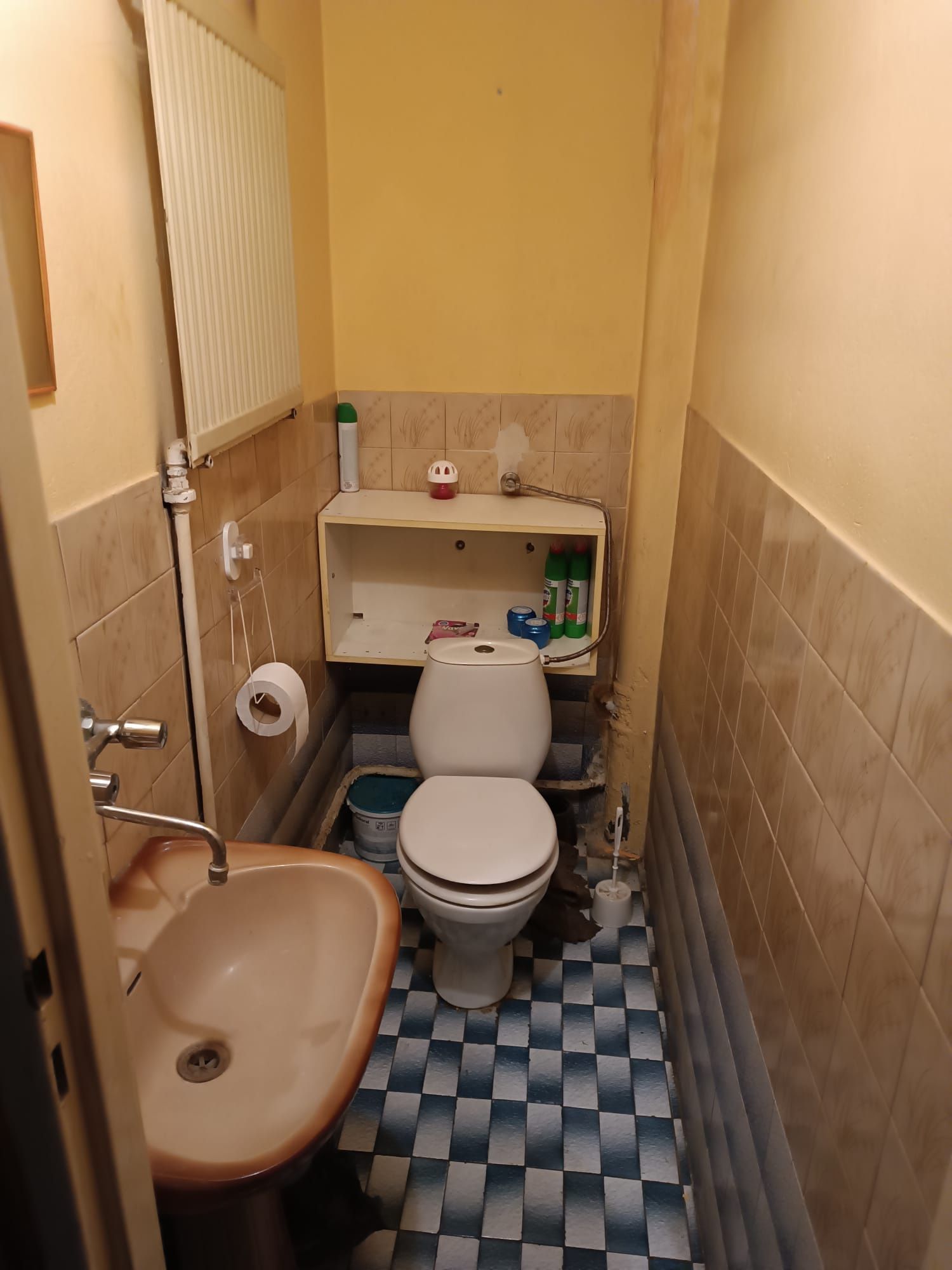 Sprzedam dom/bliźniak z garażem wolnostojącym. 5 pokoi !