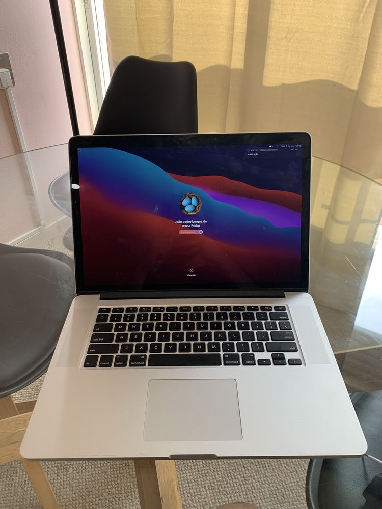 Portátil Macbook 16G de Ram Processador i7