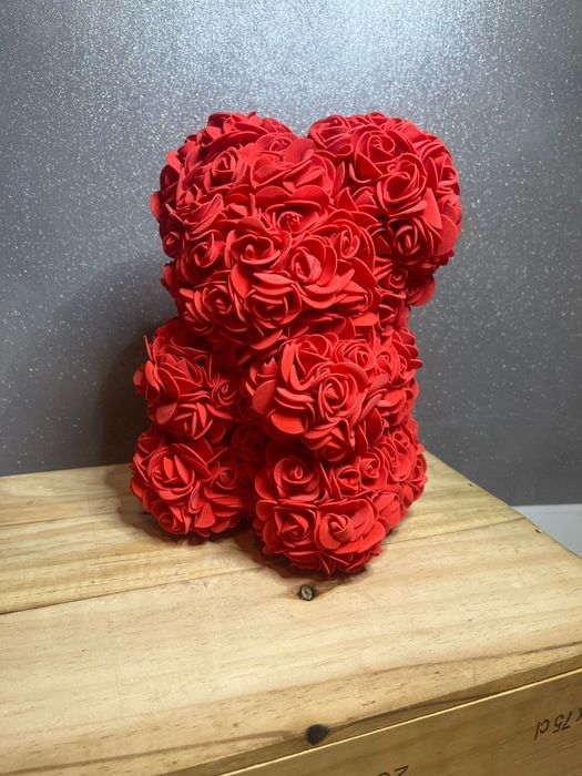Miś z róż - 25 cm