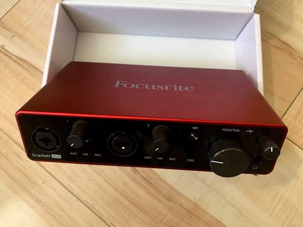 Focusrite Scarlett Solo, 2i2, iTrack, 2i4, 6i6, 18i6, 18i8, 18i20