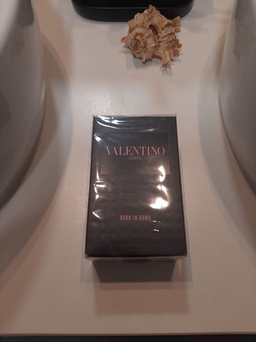 Perfume Valentino Born in Roma Lacrado (Original)