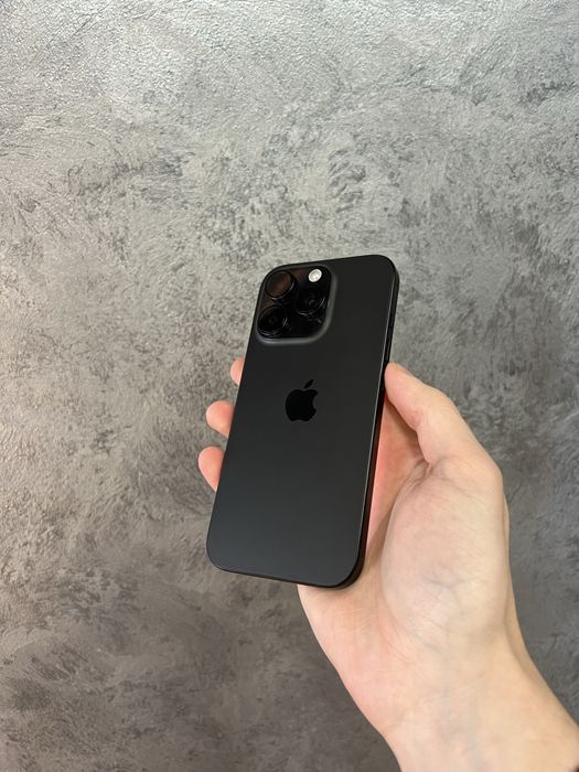 Б/у Iphone 16 Pro 256 Black Titanium ідеальний стан