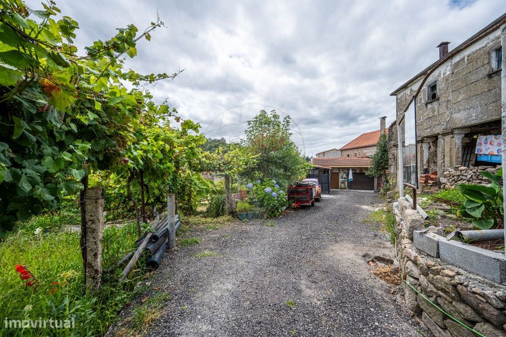 Moradia T5 para venda