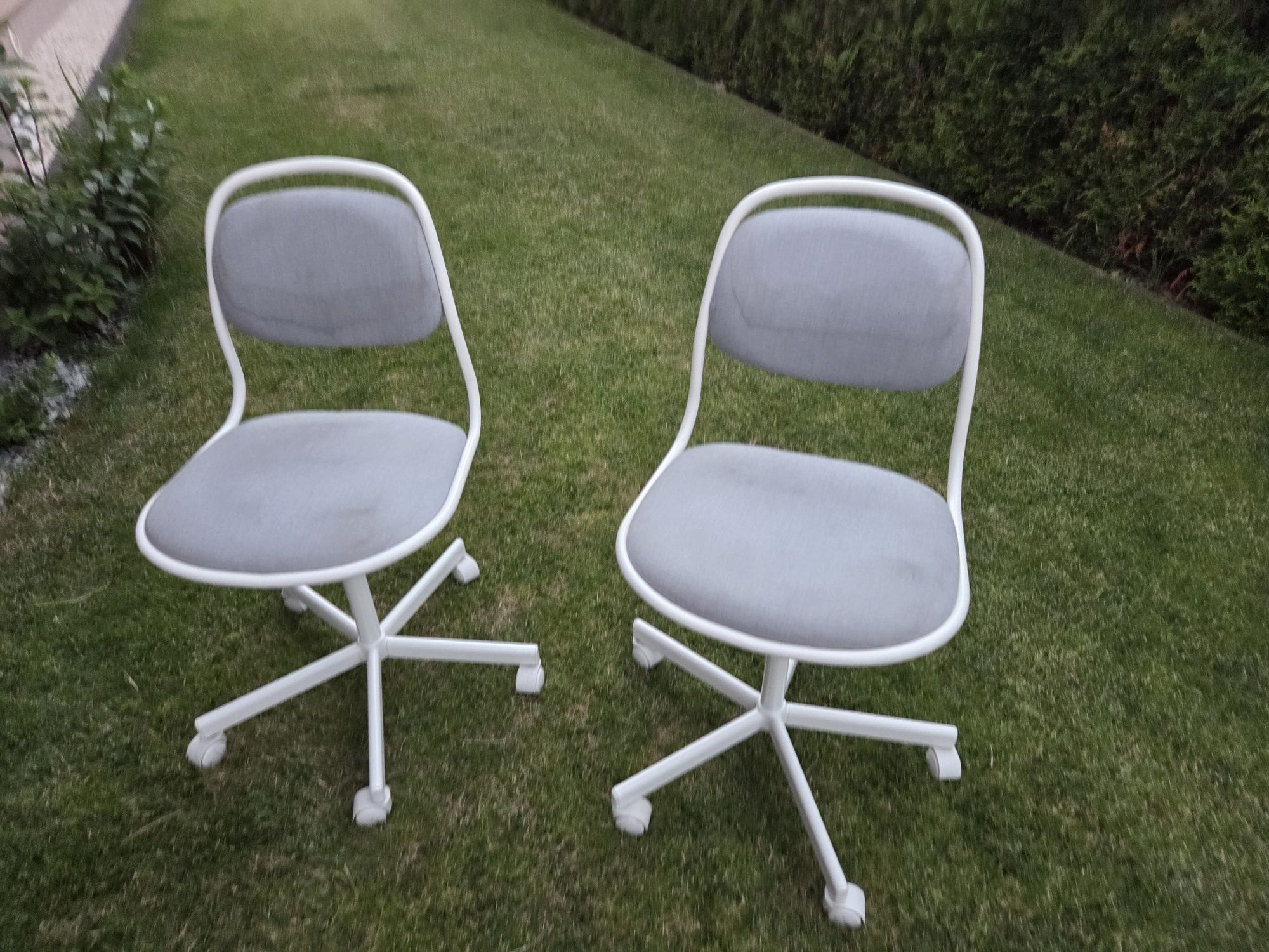 Ikea krzesło krzesełko biurowe biurkowe białe dziecięce
