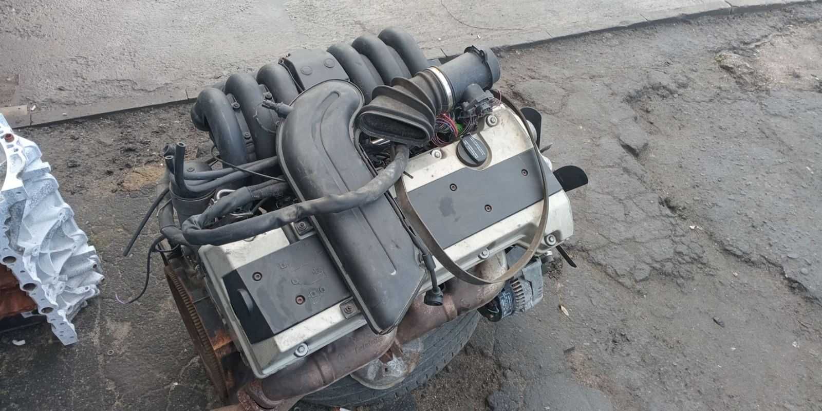 Двигатель  Mercedes M 104 E 32 для  W124, W202, W210 и W140 бензин
