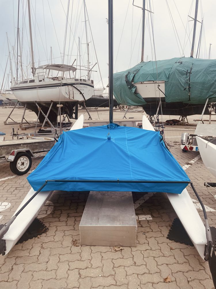 Hobie cat 16 catamarã