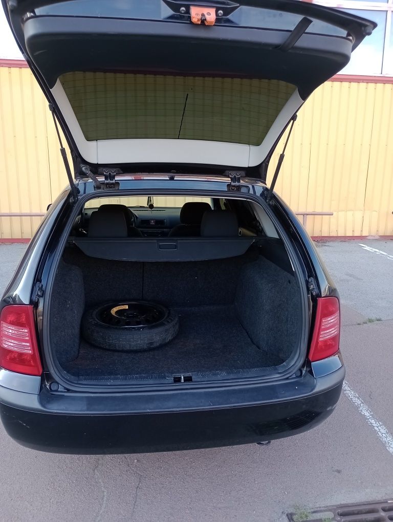 Автомобіль Skoda Octavia