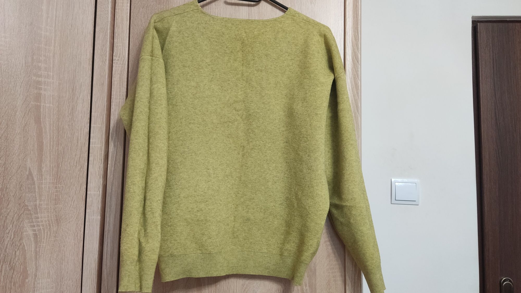 Sweter damski rozm uniwersalny