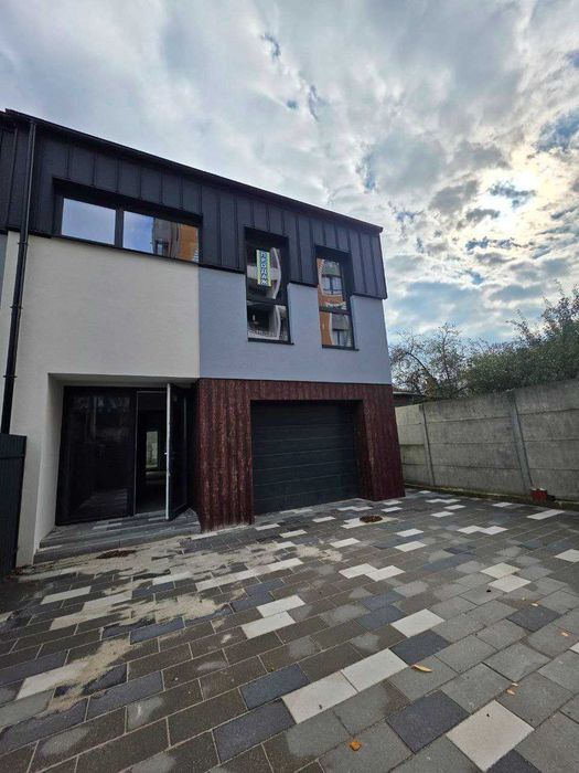 Продається ТАУНХАУС