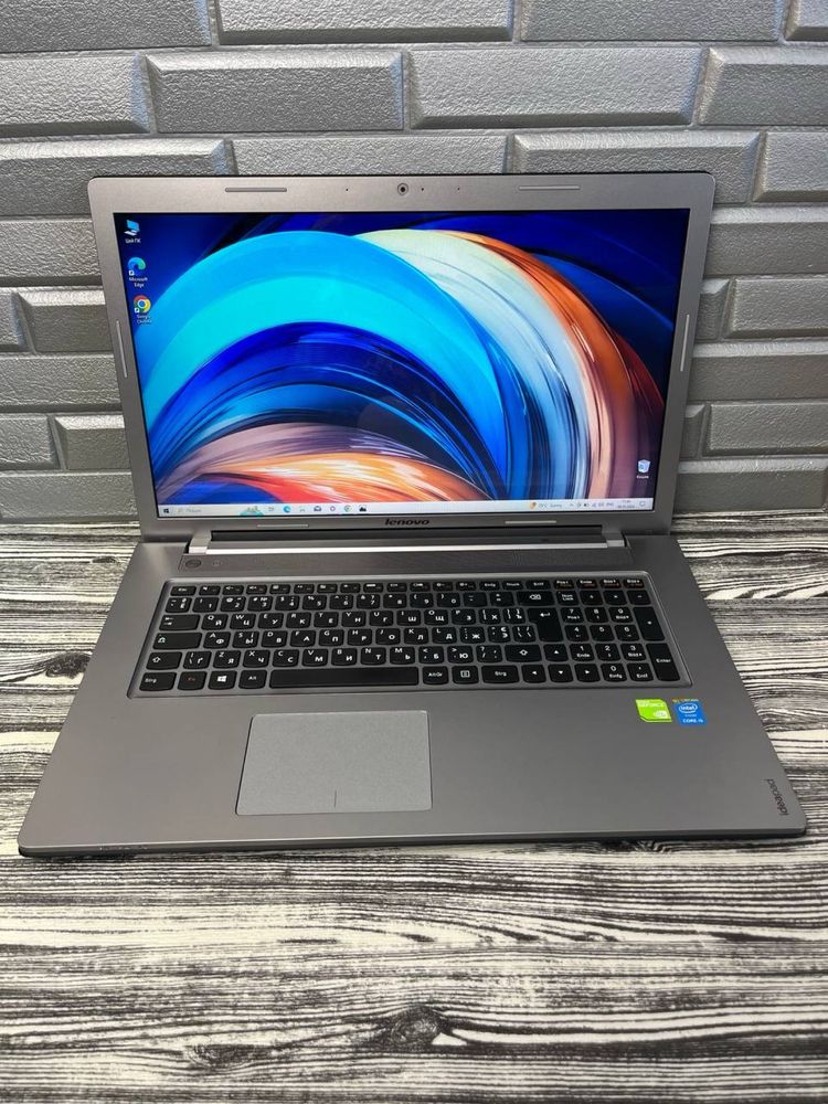 Lenovo 17.3/i5-4/Geforce 840/8Gb/1Tb Z710 ігровий ноутбук