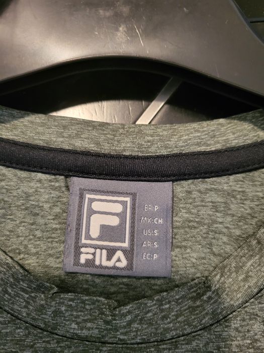 T-shirts tamanho 16 anos