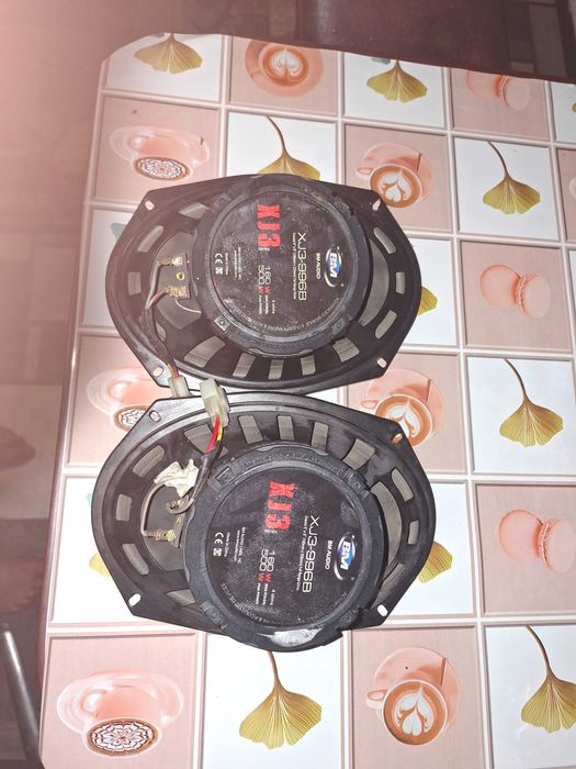 Продам  колонки Овали