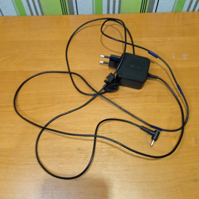 Продам ноутбук asus