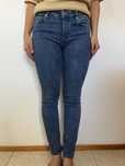 Ciemnogranatowe jeansy Mango skinny rozmiar 38